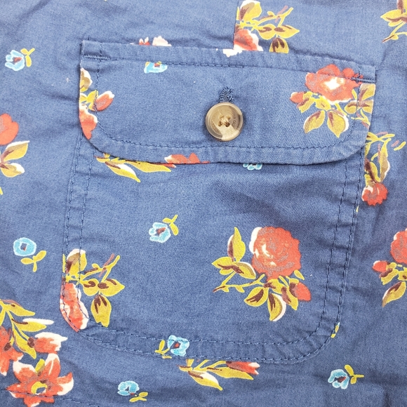 2/$20 Hollister Floral Print Shorts - Picture 7 of 12